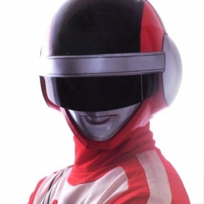 Red-One_UNE_01 Red-One_UNE_01